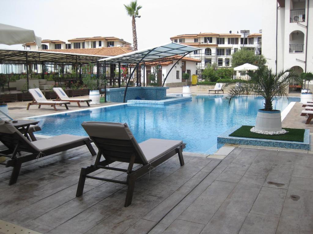 Sarafovo D&V Apartments Бургас Екстериор снимка